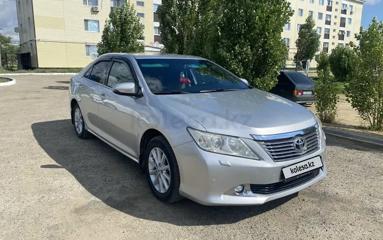 Toyota Camry 2012 года за 10 500 000 тг. в Актобе