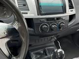 Toyota Hilux 2013 годаfor11 000 000 тг. в Актобе – фото 5