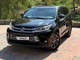 Toyota Highlander 2018 года за 16 500 000 тг. в Алматы