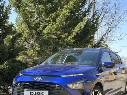 Hyundai Bayon 2022 года за 6 900 000 тг. в Караганда – фото 2