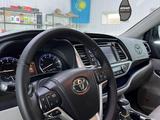 Toyota Highlander 2014 года за 16 500 000 тг. в Уральск – фото 5