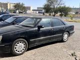 Mercedes-Benz E 320 1999 годаүшін1 850 000 тг. в Актау – фото 2