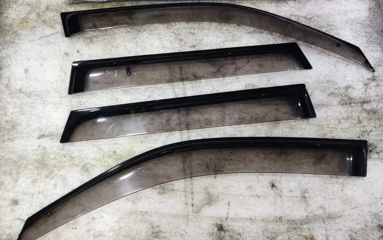 Ветровки комплект на Suzuki Grand Vitara за 30 000 тг. в Караганда