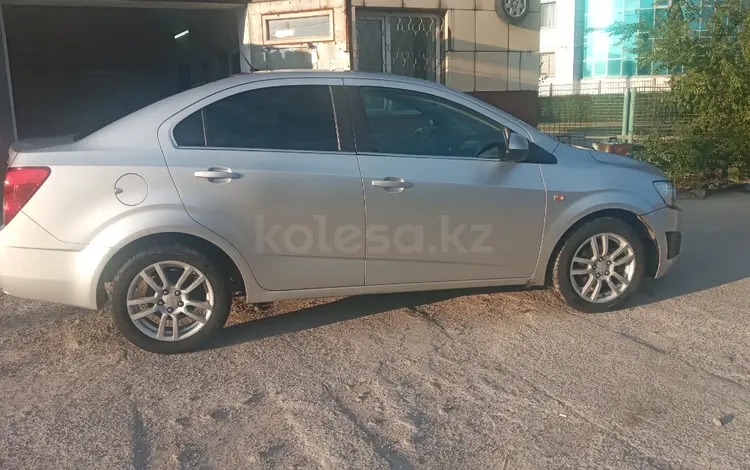 Chevrolet Aveo 2013 года за 3 400 000 тг. в Семей