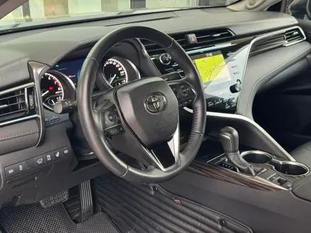 Toyota Camry Prestige 2021 года за 14 990 000 тг. в Алматы – фото 9