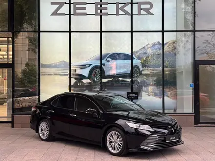 Toyota Camry Prestige 2021 года за 14 990 000 тг. в Алматы – фото 8