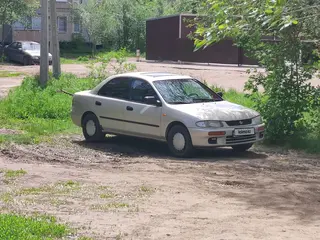 Mazda 323