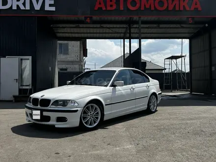 BMW 325 2001 года за 4 500 000 тг. в Алматы – фото 4