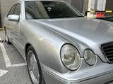 Mercedes-Benz E 320 2000 годаfor6 700 000 тг. в Шымкент – фото 4