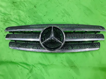 W163 ML350 решетка радиатора за 40 000 тг. в Алматы