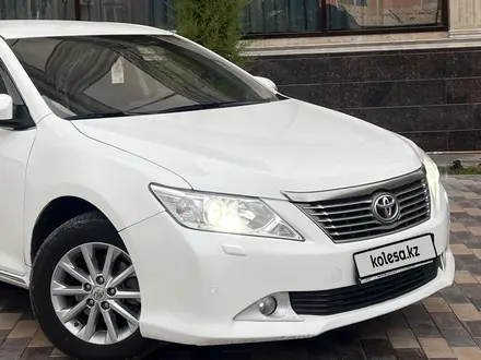 Toyota Camry 2012 года за 7 880 000 тг. в Шымкент – фото 2