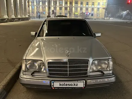 Mercedes-Benz E 280 1995 года за 3 700 000 тг. в Усть-Каменогорск – фото 12