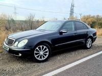 Mercedes-Benz E 320 2003 годаfor7 400 000 тг. в Караганда