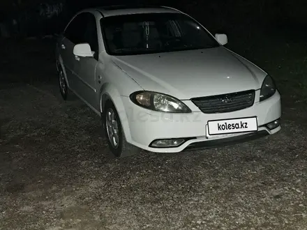 Daewoo Gentra 2014 года за 4 500 000 тг. в Тараз – фото 13