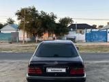 Mercedes-Benz E 320 1998 годаүшін2 300 000 тг. в Актобе – фото 4