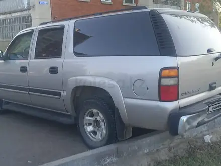 Chevrolet Suburban 2005 года за 5 000 000 тг. в Степногорск – фото 3