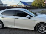 Toyota Camry 2019 года за 15 300 000 тг. в Караганда