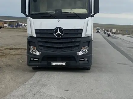 Mercedes-Benz  Actros 2017 года за 40 000 000 тг. в Шымкент – фото 4