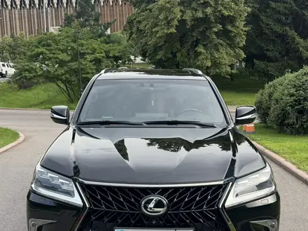 Lexus LX 570 2017 года за 41 000 000 тг. в Алматы – фото 11