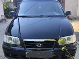 Hyundai Trajet 2004 года за 2 500 000 тг. в Жетысай – фото 2