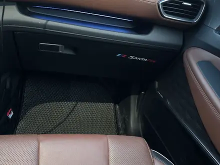 Hyundai Santa Fe 2023 года за 17 800 000 тг. в Костанай – фото 20