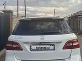 Mercedes-Benz ML 350 2014 года за 12 300 000 тг. в Алматы – фото 2