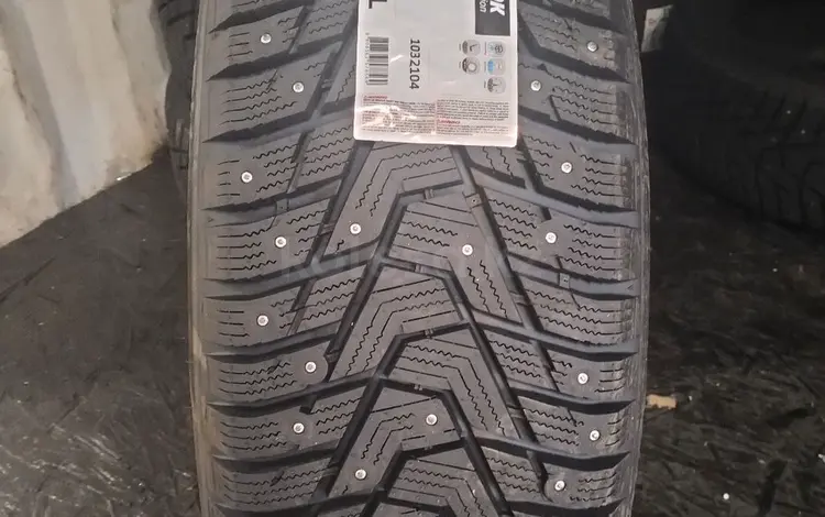 245/45 R19. HANKOOK WINTER I PIKE W429 RS2 за 85 000 тг. в Алматы