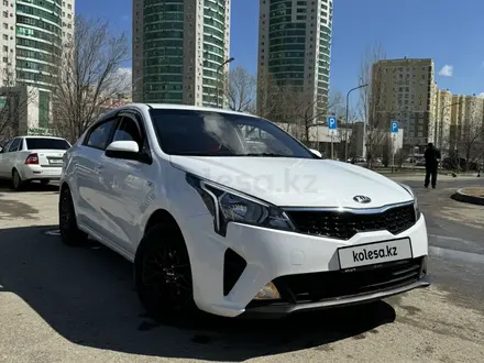 Kia Rio 2021 года за 7 150 000 тг. в Актобе