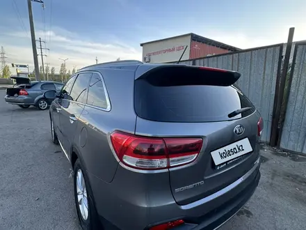 Kia Sorento 2015 года за 11 000 000 тг. в Астана – фото 15