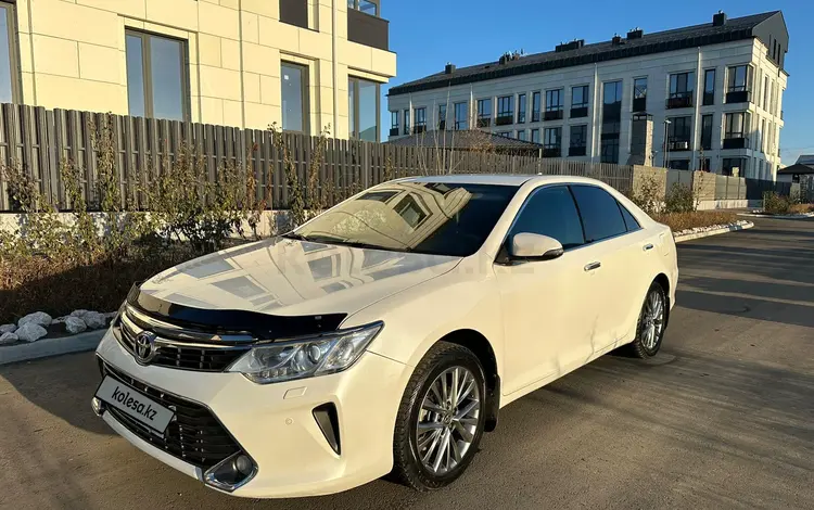 Toyota Camry 2015 годаүшін11 700 000 тг. в Актау