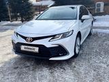 Toyota Camry 2023 года за 15 400 000 тг. в Павлодар