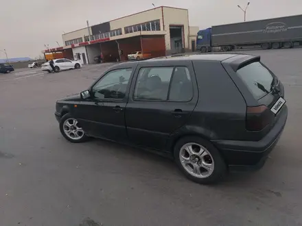 Volkswagen Golf 1995 года за 2 000 000 тг. в Алматы – фото 4