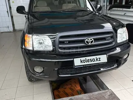 Toyota Sequoia 2002 года за 7 000 000 тг. в Актау