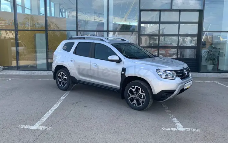 Renault Duster Style TCE CVT (4WD) 2021 года за 16 003 400 тг. в Уральск