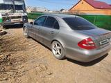 Mercedes-Benz E 320 2004 годаүшін5 000 000 тг. в Караганда – фото 2