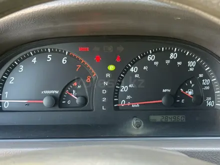 Toyota Camry 2003 года за 5 000 000 тг. в Семей – фото 13