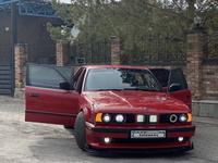 BMW 520 1992 года за 2 500 000 тг. в Караганда
