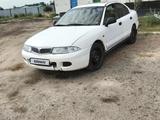 Mitsubishi Carisma 1999 года за 800 000 тг. в Актобе – фото 2