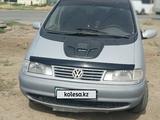Volkswagen Sharan 1996 года за 1 500 000 тг. в Атырау – фото 4