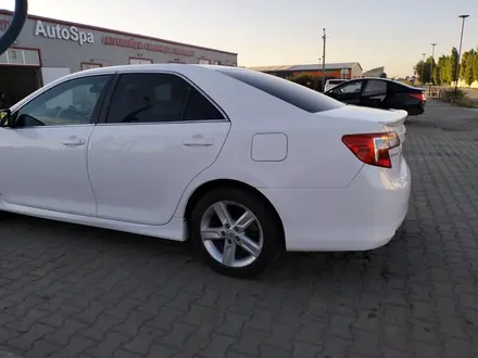 Toyota Camry 2013 года за 6 500 000 тг. в Актобе – фото 6