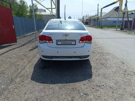 Chevrolet Cruze 2012 года за 3 000 000 тг. в Шу – фото 4