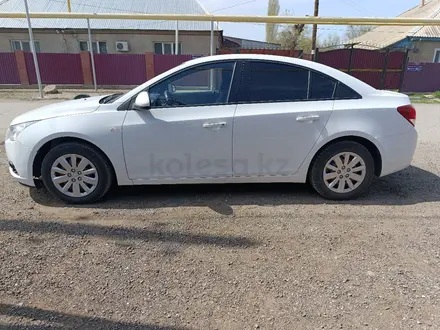 Chevrolet Cruze 2012 года за 3 000 000 тг. в Шу – фото 5