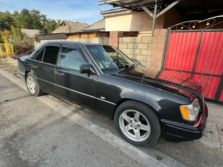 Mercedes-Benz E 280 1994 года за 2 600 000 тг. в Талдыкорган – фото 4