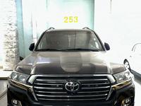 Toyota Land Cruiser 2017 годаfor37 500 000 тг. в Астана