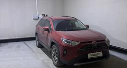 Toyota RAV4 2021 года за 14 700 000 тг. в Усть-Каменогорск