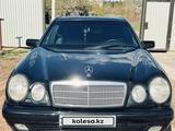 Mercedes-Benz E 200 1999 года за 2 300 000 тг. в Астана