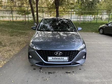 Hyundai Accent 2020 года за 8 700 000 тг. в Алматы – фото 2