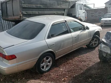 Toyota Camry 2000 года за 2 300 000 тг. в Алматы