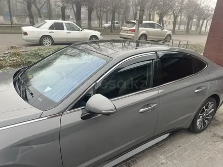 Hyundai Sonata 2021 года за 13 000 000 тг. в Алматы – фото 8