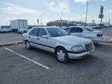 Mercedes-Benz C 180 1997 года за 2 300 000 тг. в Астана